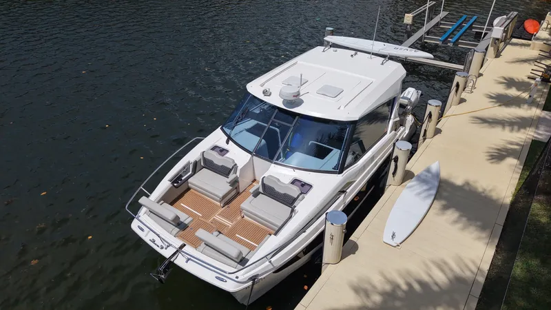 Slide: The Image of Aquila 36 Sport 2025 - 6081902