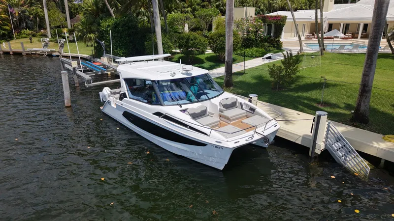 Slide: The Image of Aquila 36 Sport 2025 - 6081921