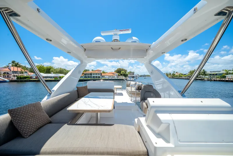 Slide: The Image of Azimut FLY 50 2021 - 6081599