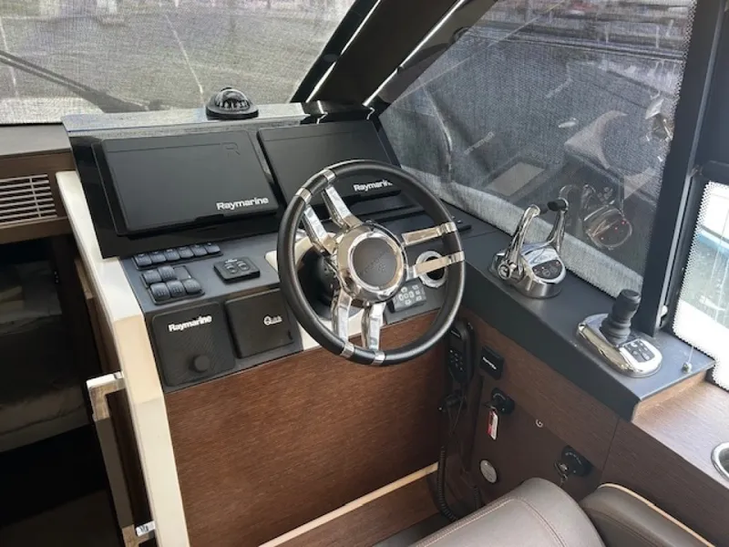 Slide: The Image of 2020 Prestige 420S -  Helm station with electronic throttle and joystick - 6081648