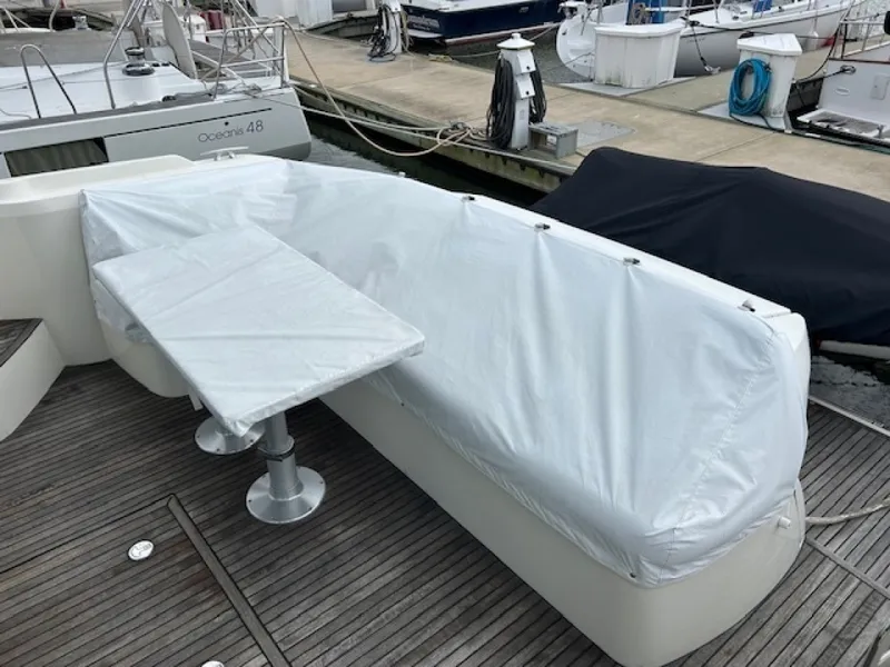 Slide: The Image of 2020 Prestige 420S -  Cockpit seating and table with covers - 6081674