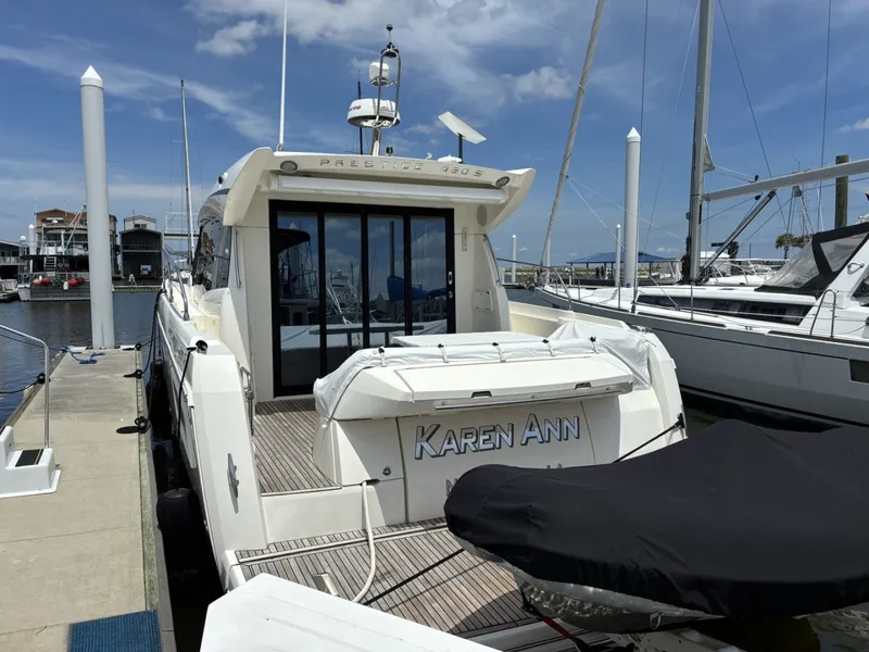 Slide: The Image of 2020 Prestige 420S -  Transom Galley, storage and dinghy with cover - 6081677