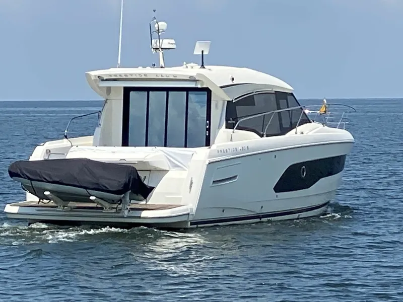 Slide: The Image of 2020 Prestige 420S -  Transom underway - 6081682