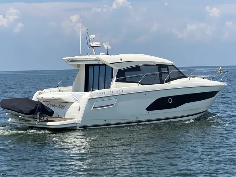 Slide: The Image of 2020 Prestige 420S -  Lake Pontchartrain - 6081685