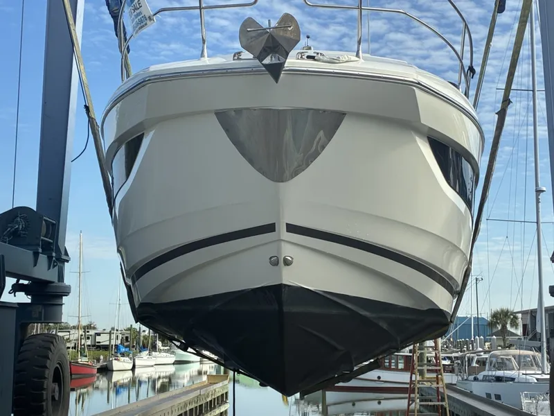 Slide: The Image of 2020 Prestige 420S -  Bow out of the water, March 2026 - 6081692