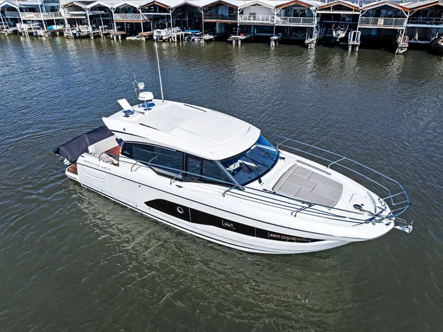 Slide: The Image of Prestige 420S MKII 2020 - 71