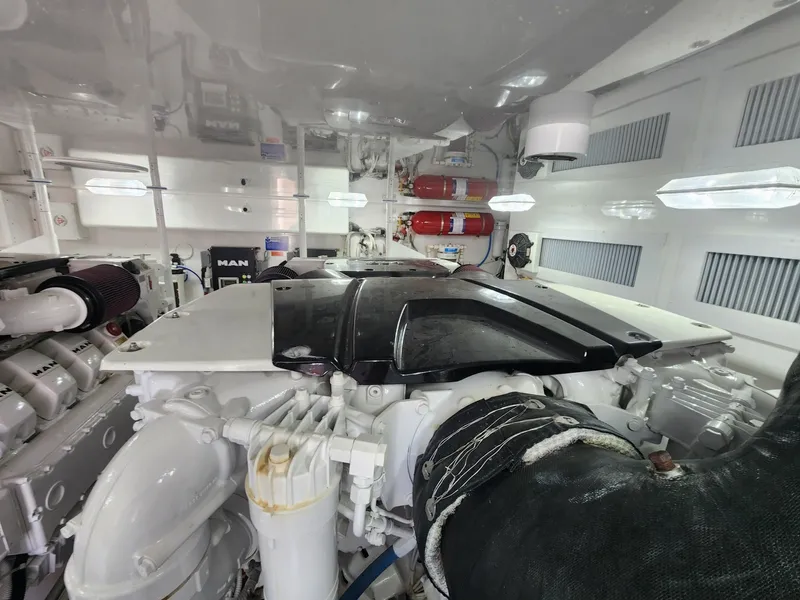 Slide: The Image of Viking 48 Sport Tower 2018 - 6082357