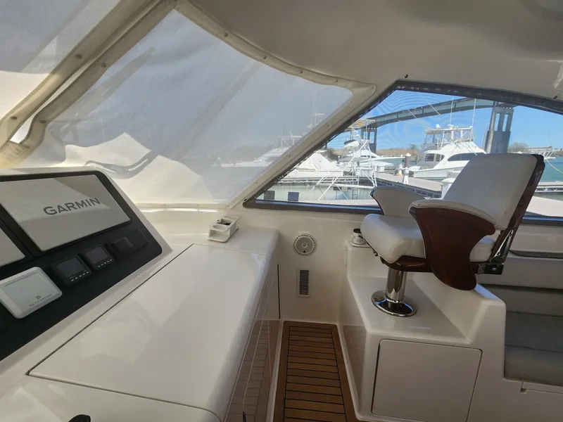 Slide: The Image of Viking 48 Sport Tower 2018 - 6082258