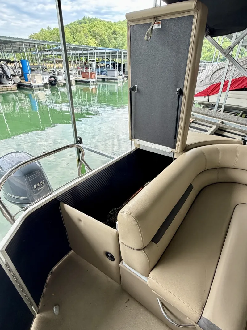 Slide: The Image of Sweetwater 2386 Cruise Pontoon 2019 - 6082418