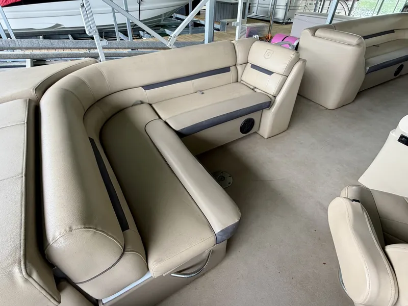 Slide: The Image of Sweetwater 2386 Cruise Pontoon 2019 - 6082421