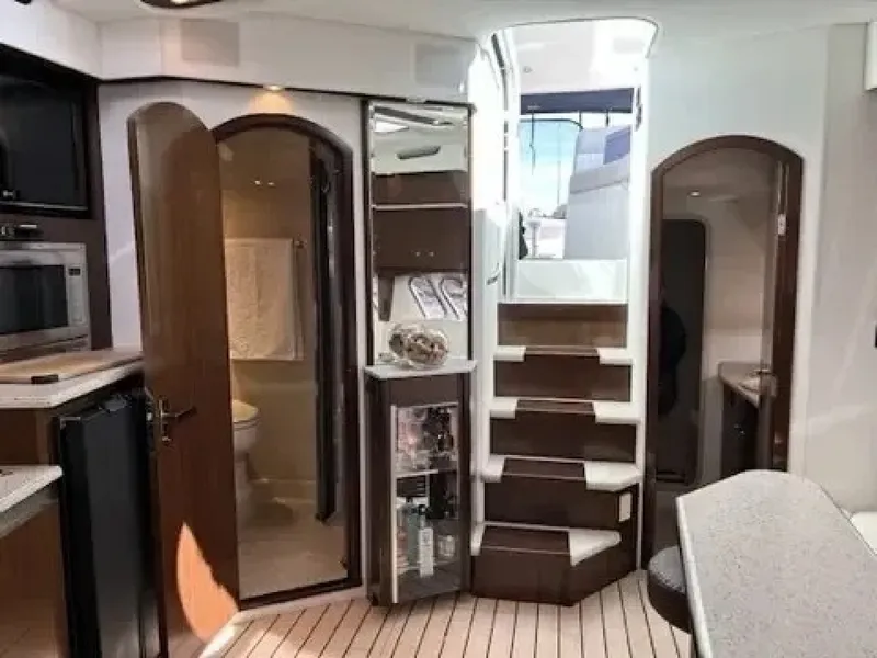 Slide: The Image of Cruisers Yachts Sports Coupe 420 2011 - 6082167