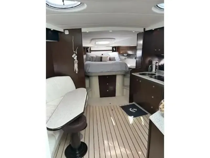 Slide: The Image of Cruisers Yachts Sports Coupe 420 2011 - 6082176