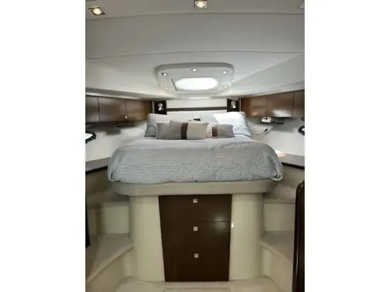 Slide: The Image of Cruisers Yachts Sports Coupe 420 2011 - 6082182