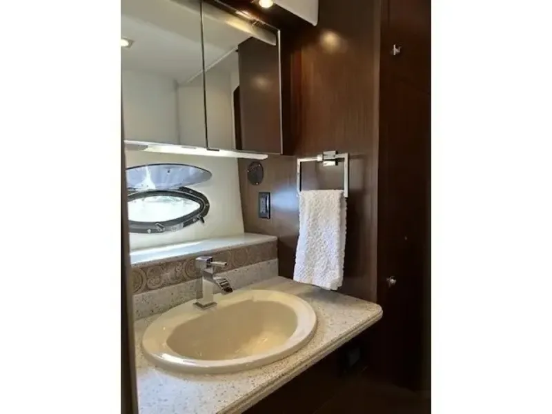 Slide: The Image of Cruisers Yachts Sports Coupe 420 2011 - 6082193
