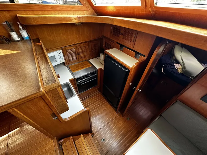 Slide: The Image of Marine Trader 36 1990 - 6082678