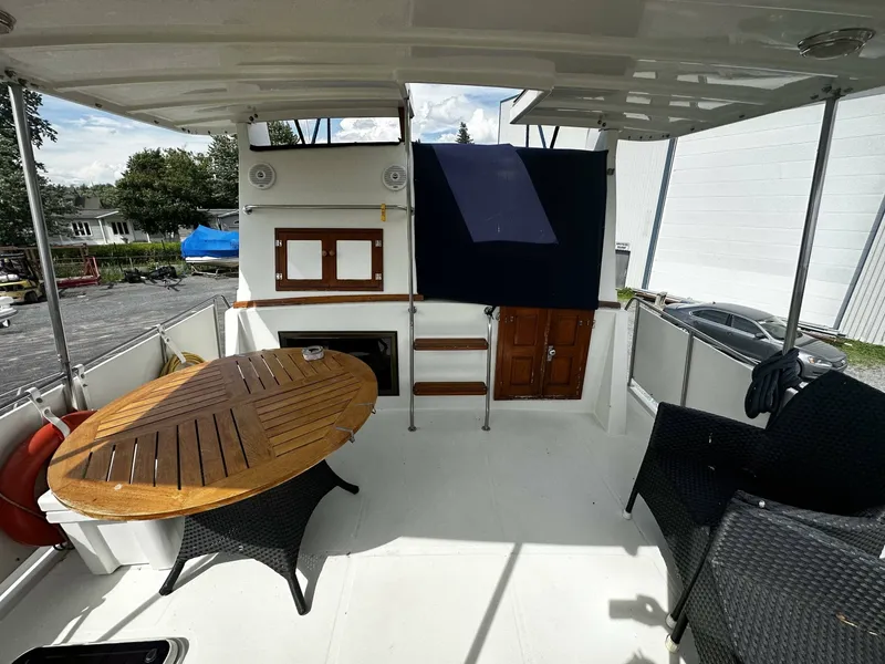 Slide: The Image of Marine Trader 36 1990 - 6082697