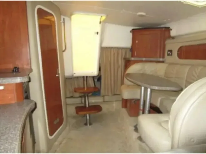 Slide: The Image of Rinker 312 Fiesta Vee 312 2004 - 6083006
