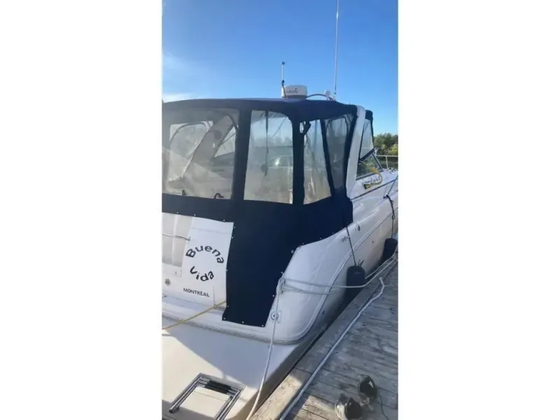 Slide: The Image of Rinker 312 Fiesta Vee 312 2004 - 6083000