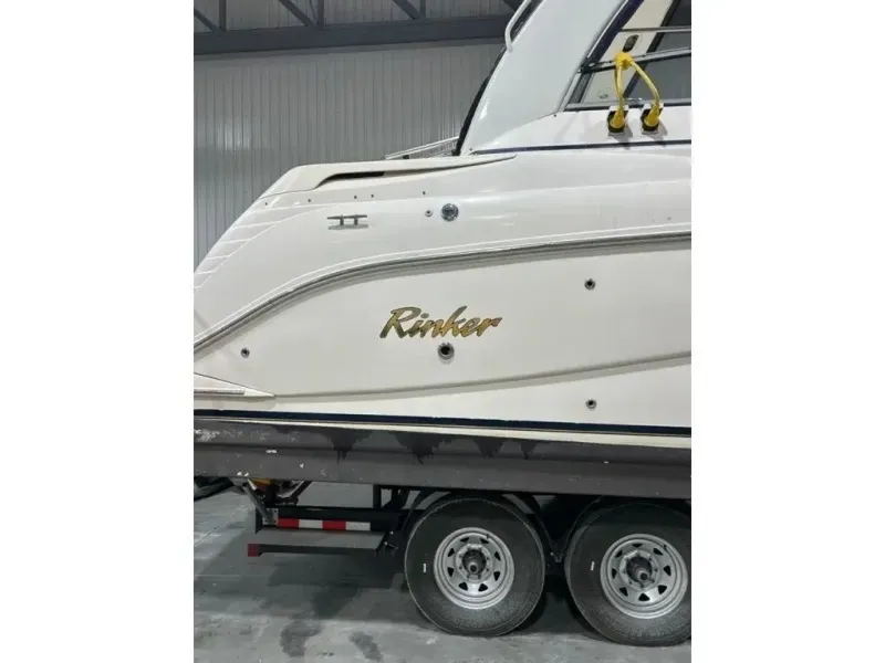 Slide: The Image of Rinker 312 Fiesta Vee 312 2004 - 6083004