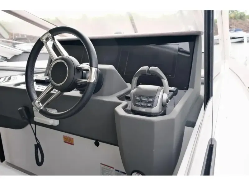 Slide: The Image of Sessa Coupe 47 2022 - 6083062
