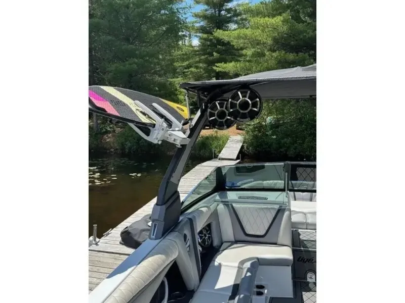 Slide: The Image of Tige RZX3 2017 - 6083167