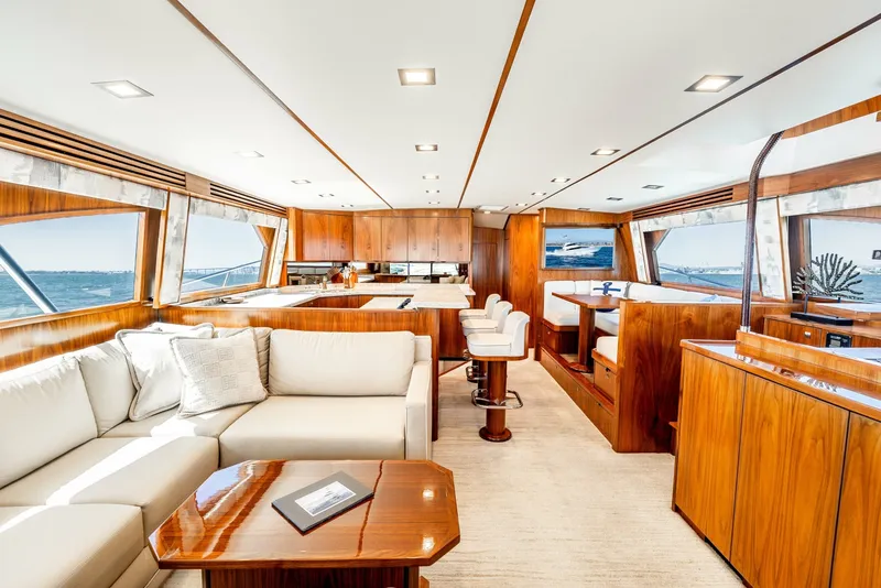 Slide: The Image of 2018 Viking 72 Convertible Salon - 6085019
