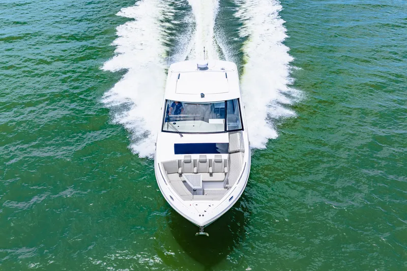 Slide: The Image of Cruisers 50GLS OB 2026 - 7157721