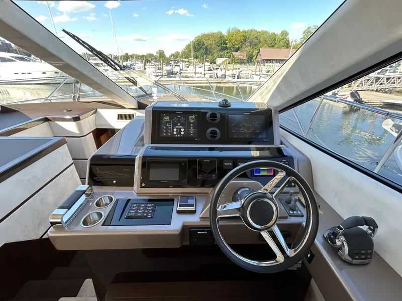 Slide: The Image of Galeon 550 FLY 2019 - 6084079