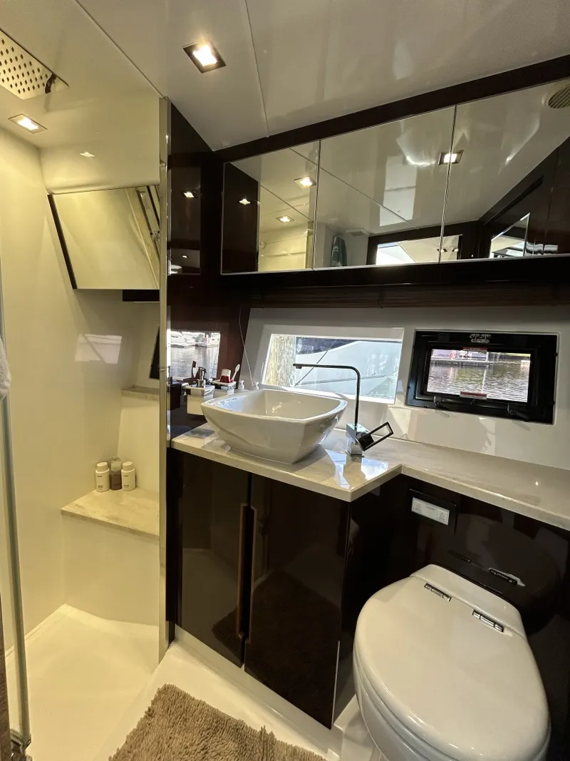 Slide: The Image of Galeon 550 FLY 2019 - 6084199