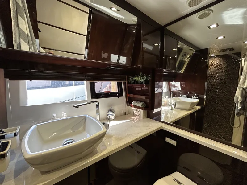 Slide: The Image of Galeon 550 FLY 2019 - 6084100
