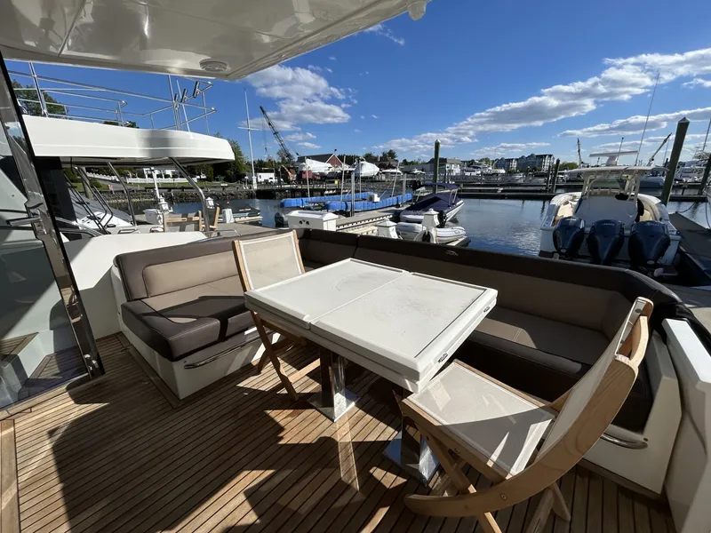 Slide: The Image of Galeon 550 FLY 2019 - 6084077