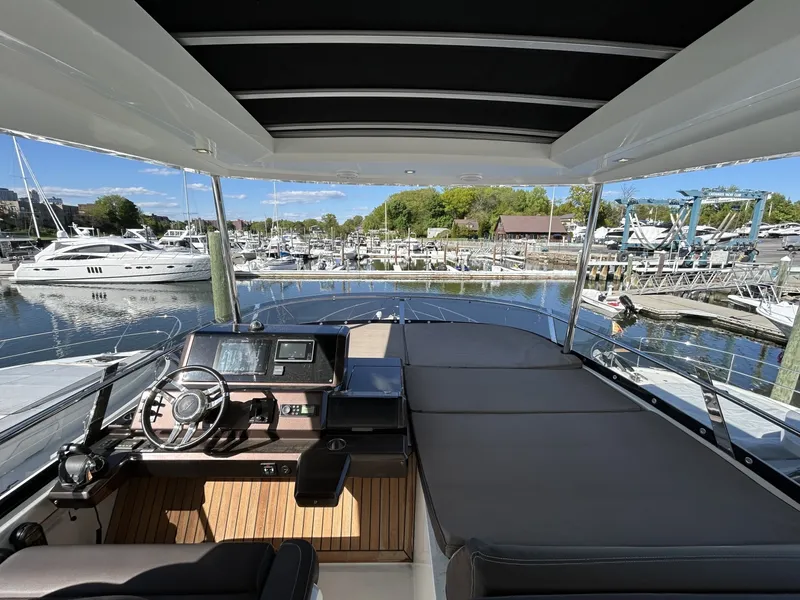 Slide: The Image of Galeon 550 FLY 2019 - 6084086