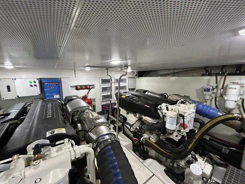 Slide: The Image of Galeon 550 FLY 2019 - 6084090