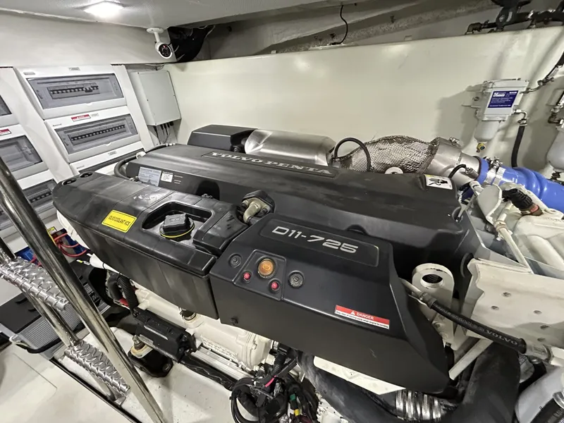 Slide: The Image of Galeon 550 FLY 2019 - 6084179
