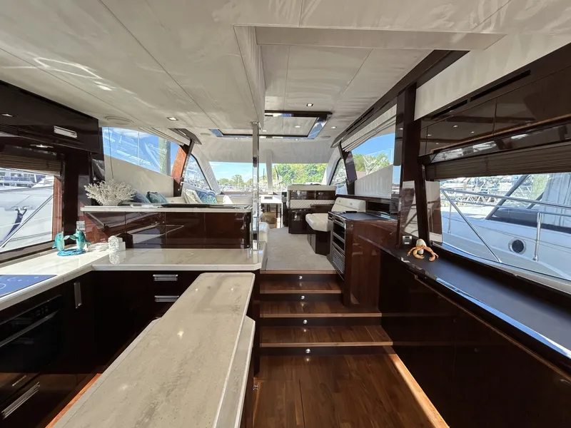 Slide: The Image of Galeon 550 FLY 2019 - 6084096