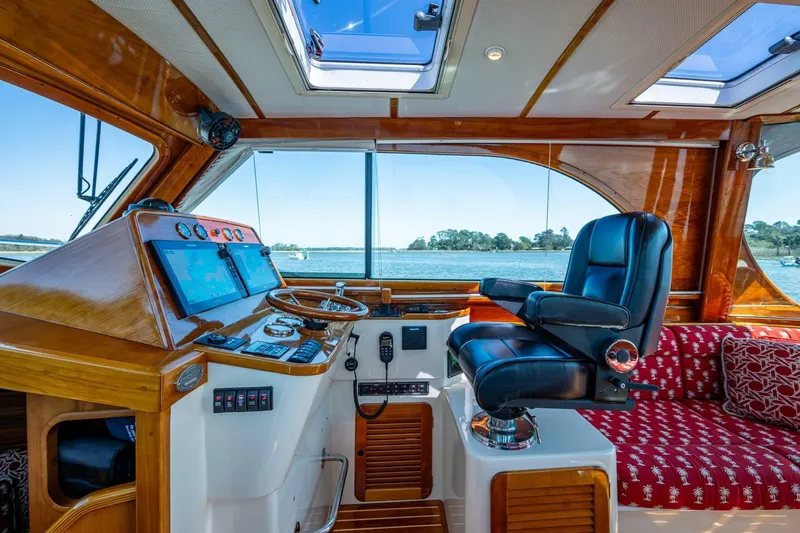 Slide: The Image of Hinckley Yachts 44 2006 - 6084129