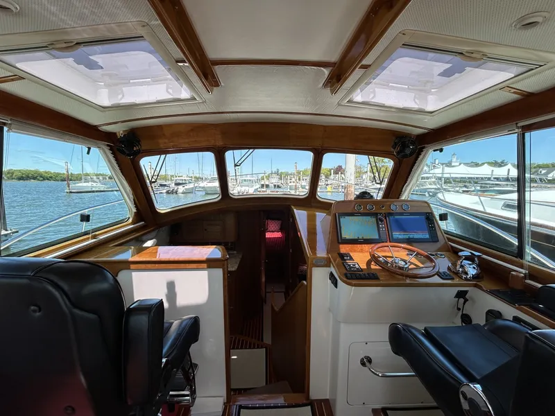 Slide: The Image of Hinckley Yachts 44 2006 - 6084203