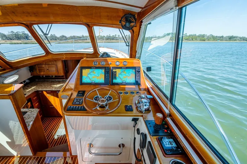 Slide: The Image of Hinckley Yachts 44 2006 - 6084123