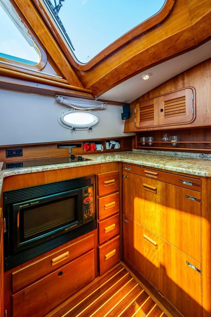 Slide: The Image of Hinckley Yachts 44 2006 - 6084254