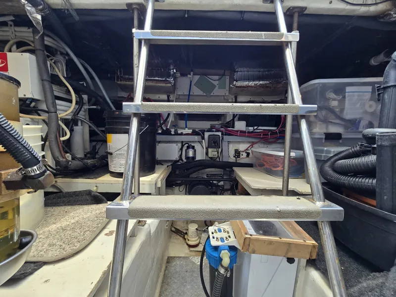 Slide: The Image of Carver Yachts 570 Voyager Pilothouse 2001 - 6084324