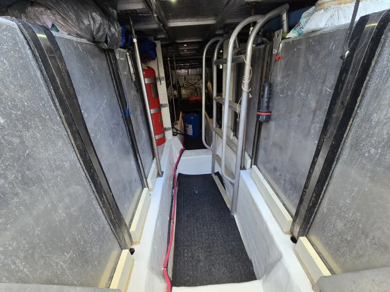 Slide: The Image of Carver Yachts 570 Voyager Pilothouse 2001 - 6084325