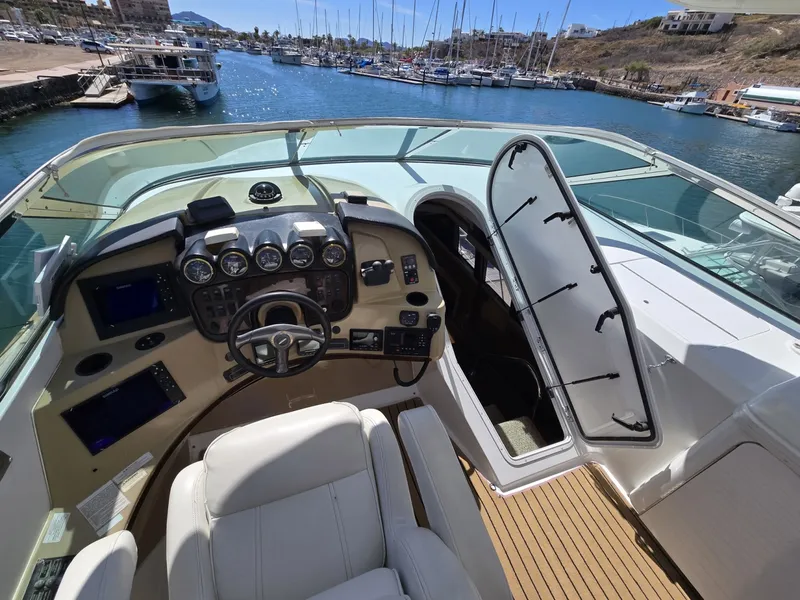 Slide: The Image of Carver Yachts 570 Voyager Pilothouse 2001 - 6084355