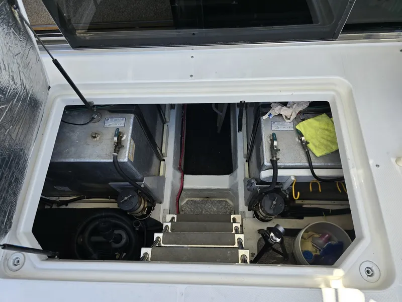 Slide: The Image of Carver Yachts 570 Voyager Pilothouse 2001 - 6084323