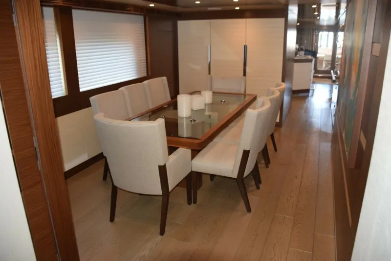 Slide: The Image of Dining Area View Aft Towards Salon - 6155211