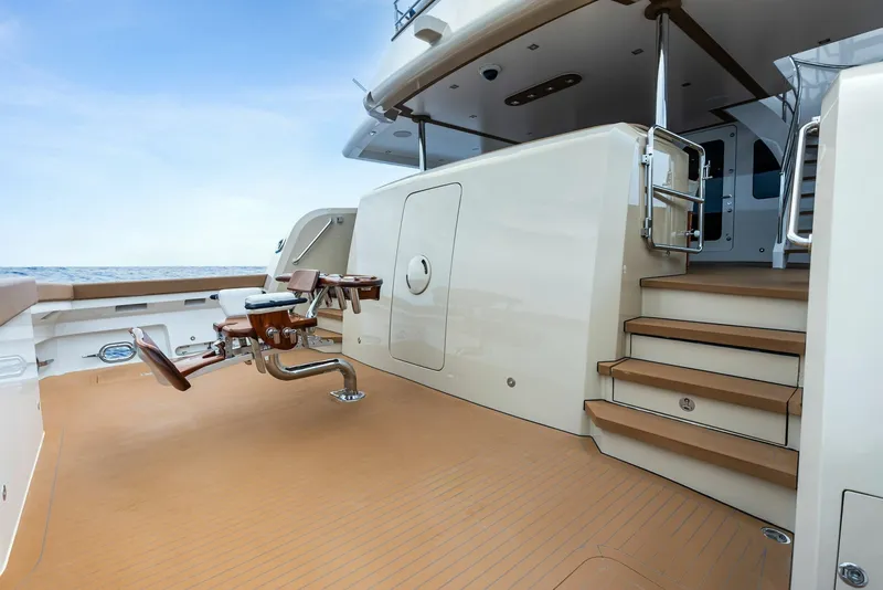 Slide: The Image of Cockpit with entry door to lazarette and engine room - 6154908
