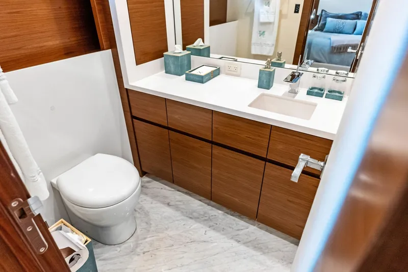 Slide: The Image of VIP II guest cabin head - 6154978