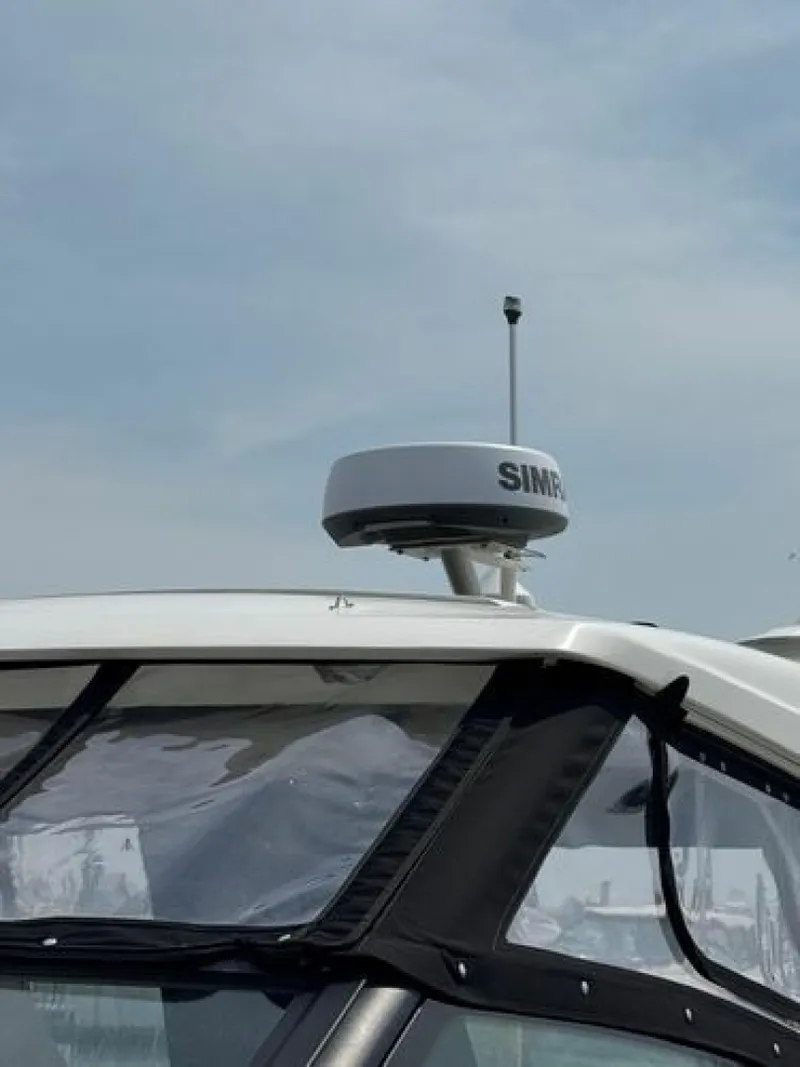 Slide: The Image of Sea Ray Sundancer 320 Outboard 2021 - 6085329