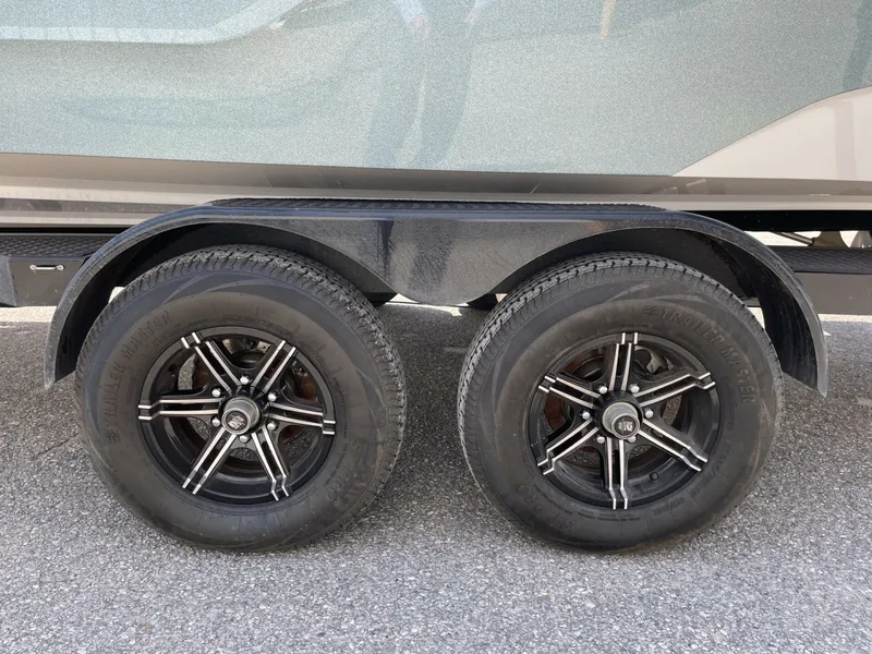 Slide: The Image of Mastercraft XT24 2022 - 6085494