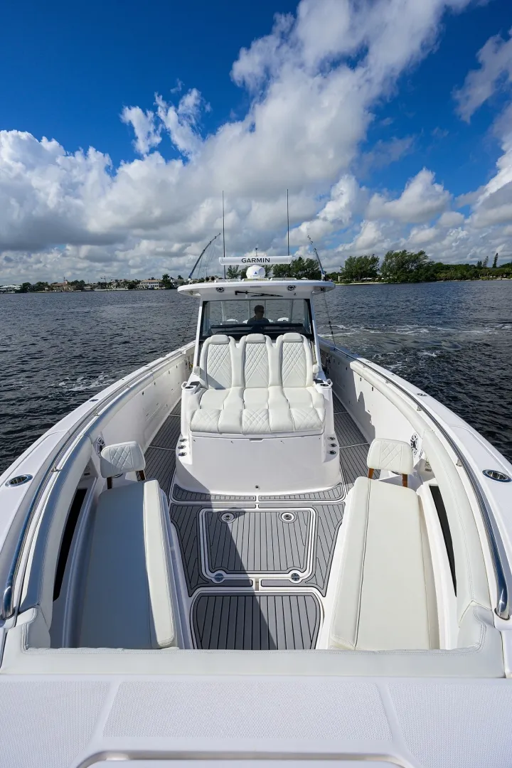 Slide: The Image of Everglades 455 Center Console 2024 - 6086216