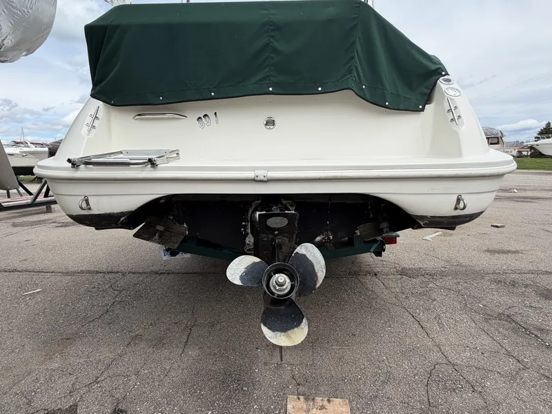 Slide: The Image of Rinker 266 Fiesta Vee 1998 - 6113600